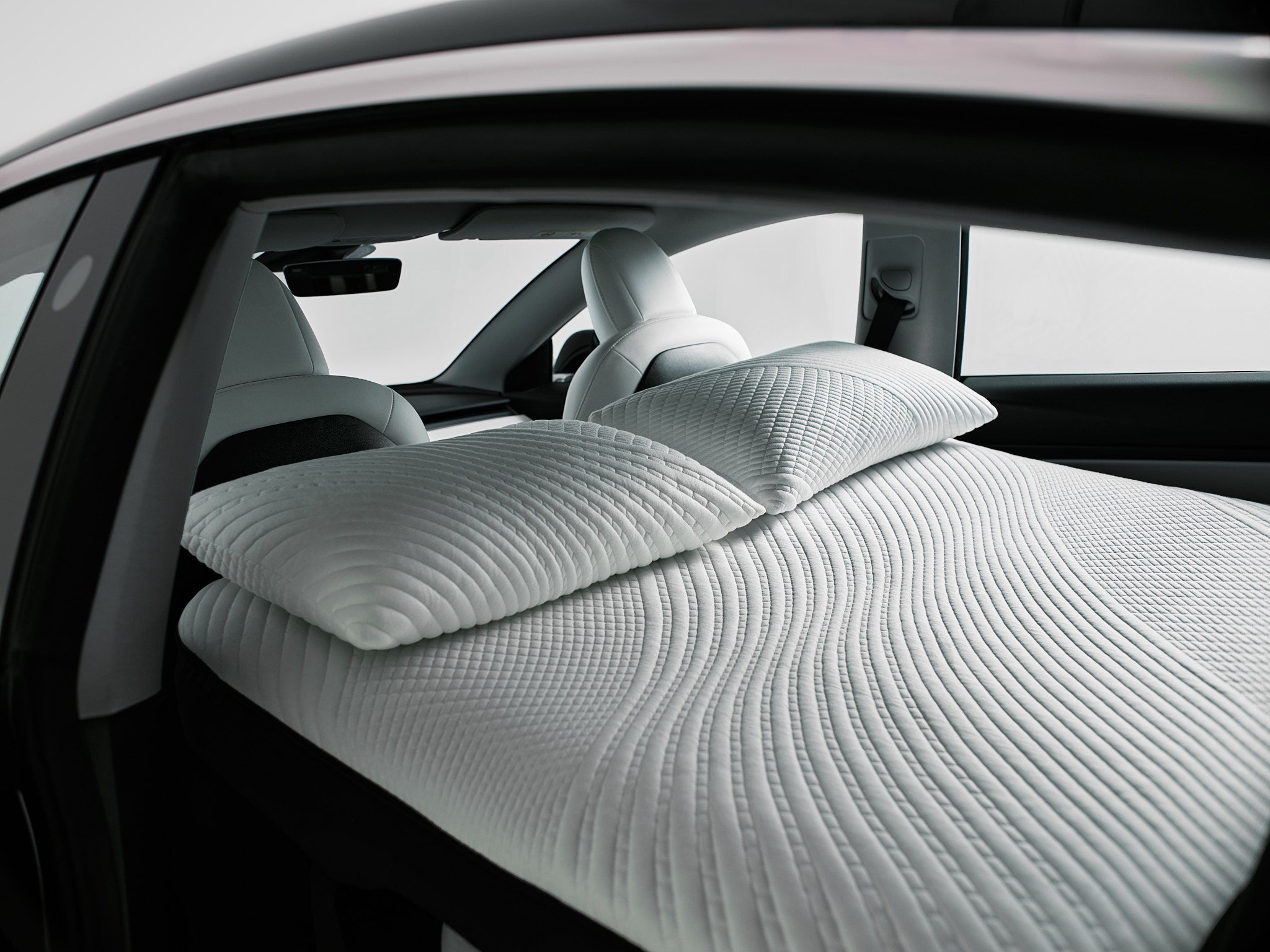 Tesla Model 3 Mattress for Road Trips - Snuuzu
